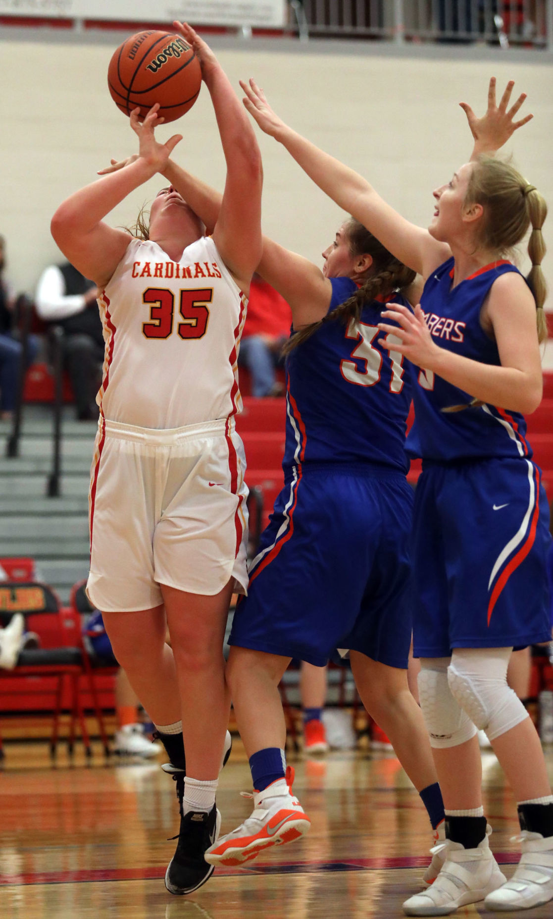 Warrensburg Latham vs Argenta Oreana girls basketball 3 2.4.19.jpg